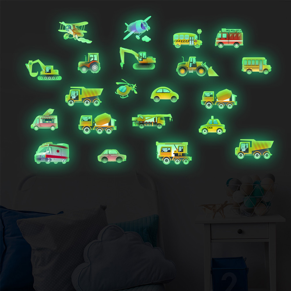 Świecące naklejki na ścianę z  – Lighting Mcqueen Bedroom Decor recenzja i cena